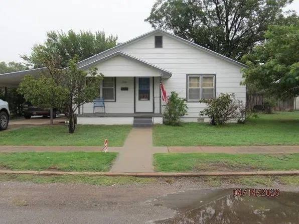 1188 Nickerson St, Waynoka, OK 73860