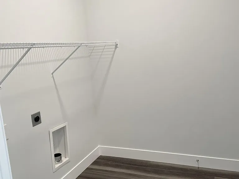 302 W 435 N #1-R-302 — Photo 9