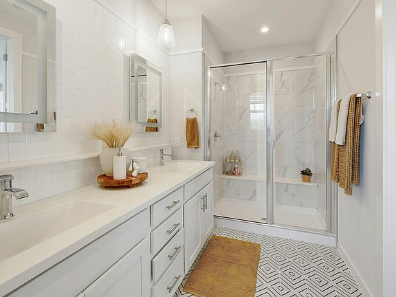 3rd image of 12001 Vista Parke Dr #901