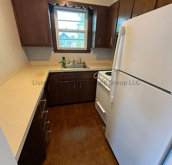 76 Stetson St #3R — Photo 8