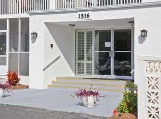 1516 S Lakeside Drive #318, Lake Worth Beach, FL 33460