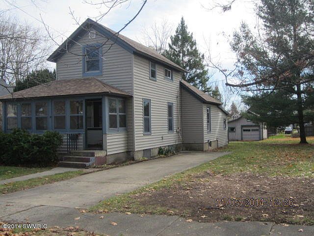 1st image of 143 W Pitman Ave