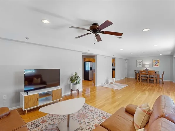 502 Medford St Unit C, Malden, MA 02148