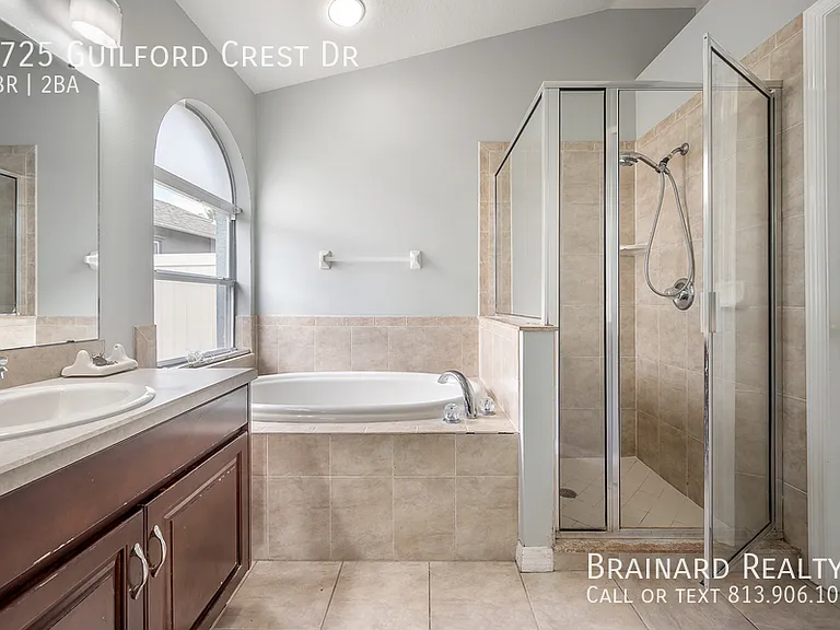 6725 Guilford Crest Dr — Photo 22