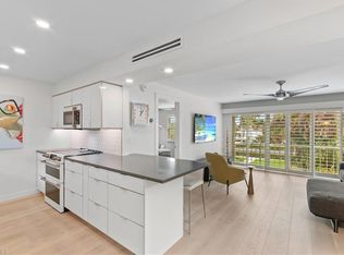 568 12th Ave S #568, Naples, FL 34102