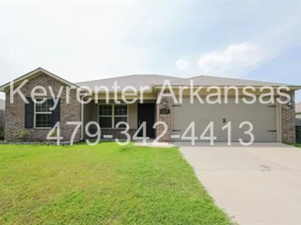 1123 S Spritz Dr, Fayetteville, AR 72701