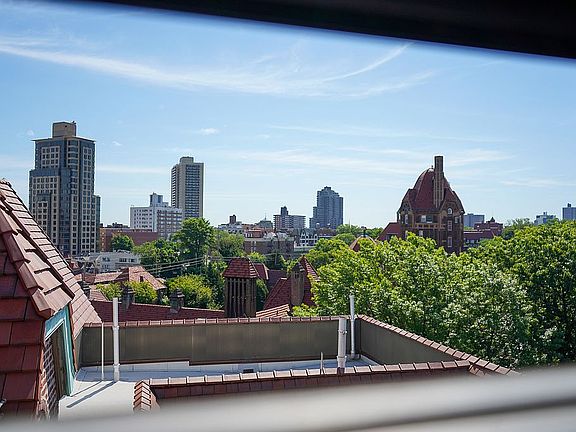 5th image of 4 Dartmouth St APT 71