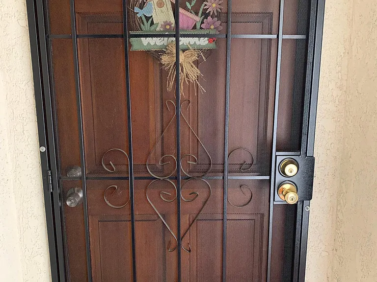 814 E Windsor Rd #107 — Photo 17