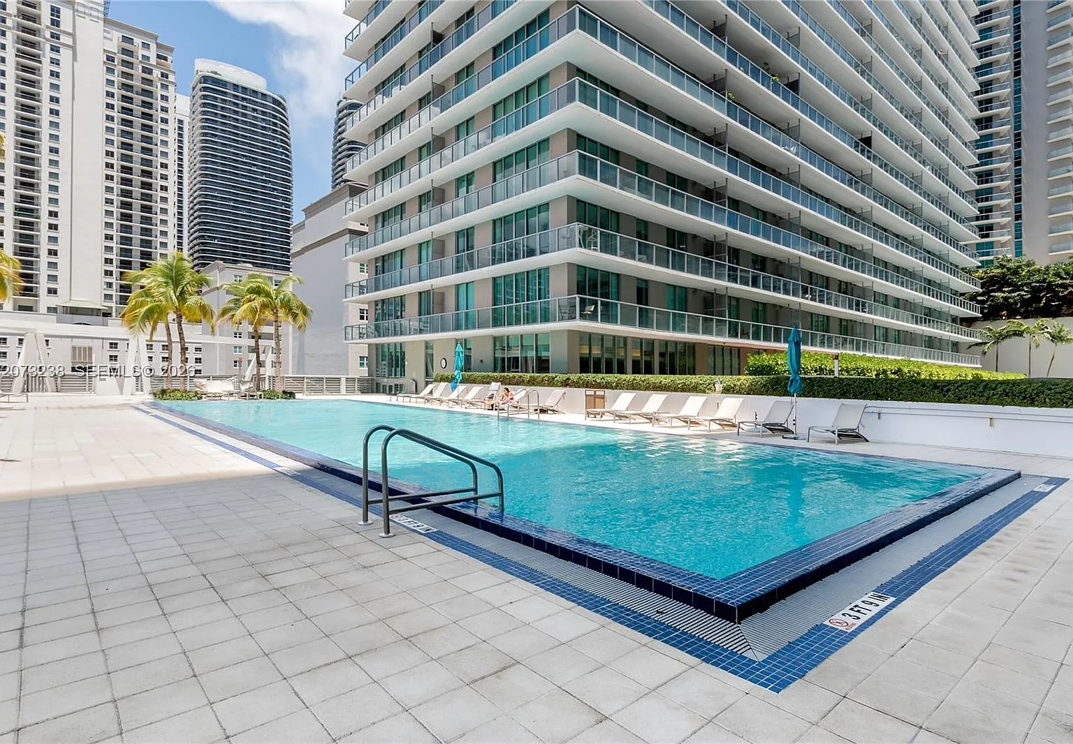 The Axis On Brickell Cond — Photo 1