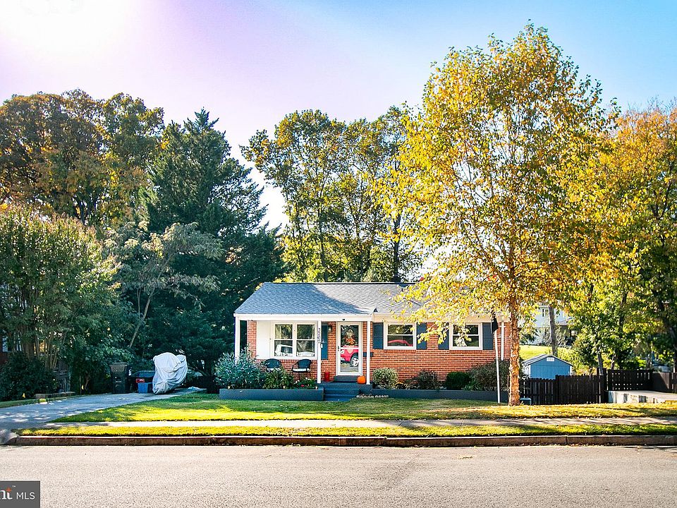 1st image of 3207 Bradford St