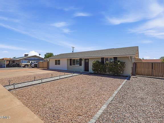 3rd image of 11325 E Marguerite Avenue