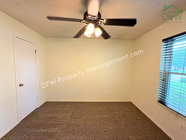 6415 Elm Springs Dr — Photo 23