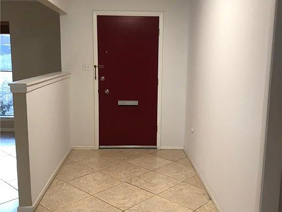3rd image of 5453 Wedgmont Cir N