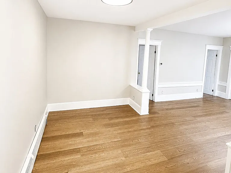 107 Franklin St #1 — Photo 4