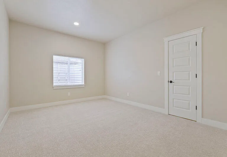 5839 Yancey Dr — Photo 26