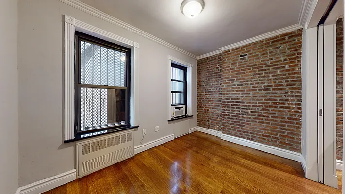 Rented by Bond New York | media 12