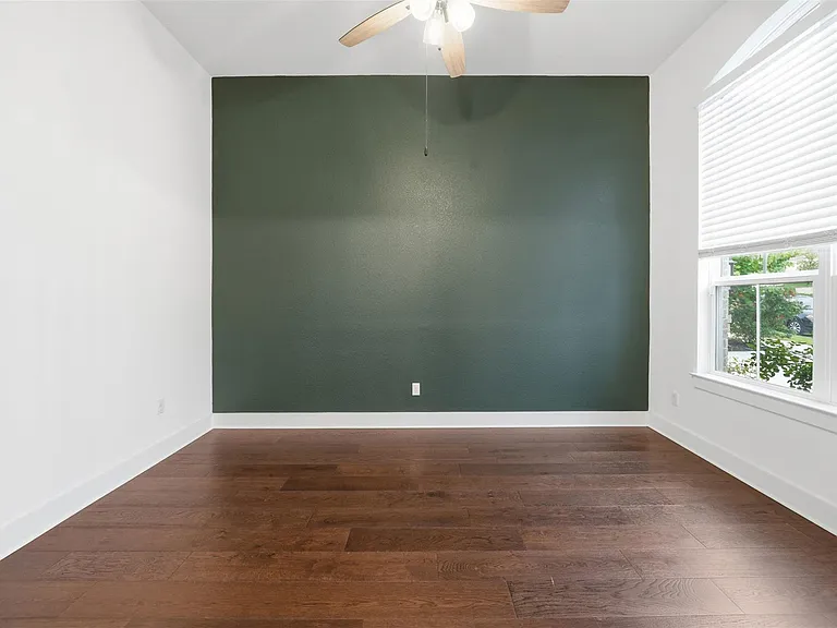 1220 Calendula Trl — Photo 7