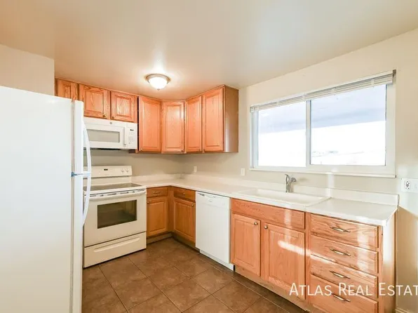 920 Bishop Ct APT A, Castle Rock, CO 80104