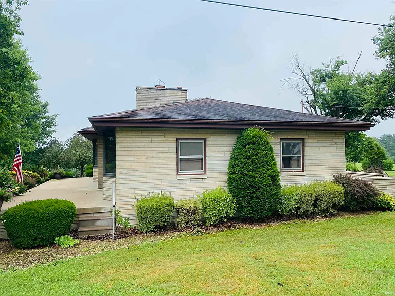 4820 S Old State Road 37 — Photo 6
