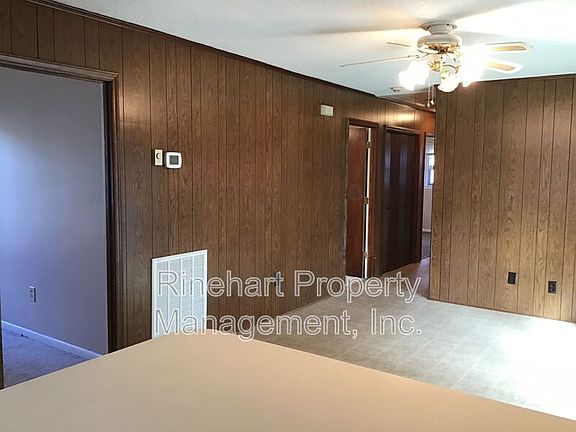 3rd image of 1648 Amber Ln