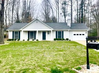 307 Springfield Ct, Fletcher, NC 28732