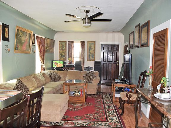 5th image of 513 Orchard Ave