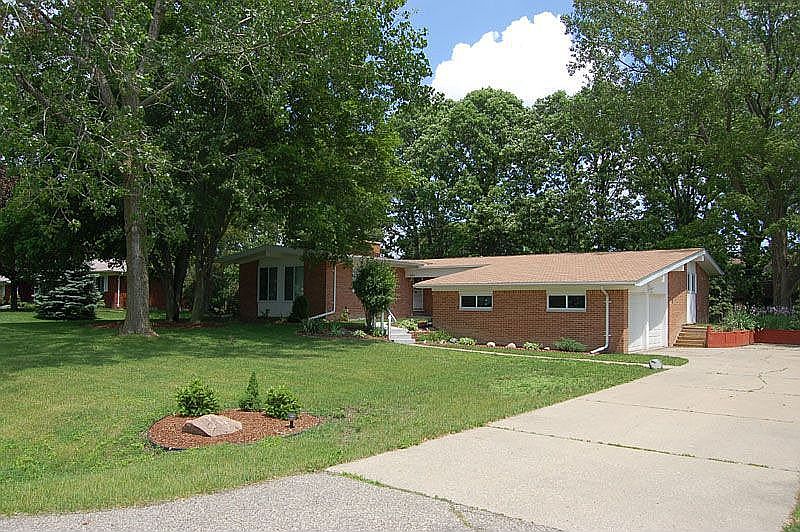 409 E Maryknoll Rd, Rochester Hills, MI 48309 Zillow