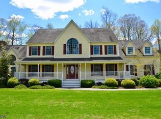 14 Mills Rdg, Sparta, NJ 07871