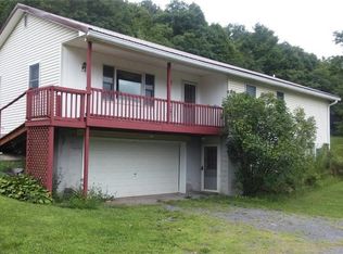 1905 Crumb Hill Rd, De ruyter, NY 13052