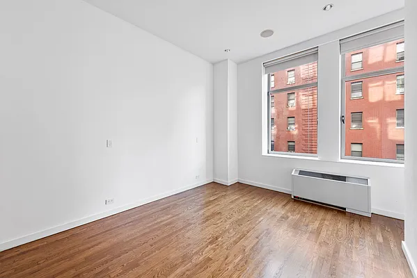 Sold by Compass | media 6