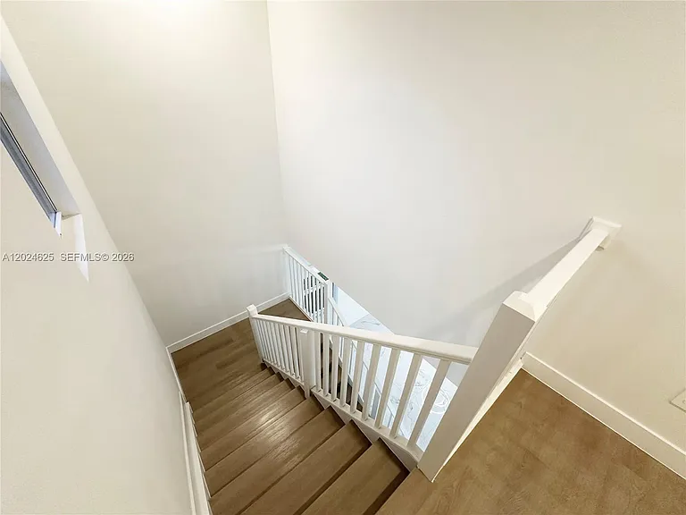 12209 SW 43rd St — Photo 12