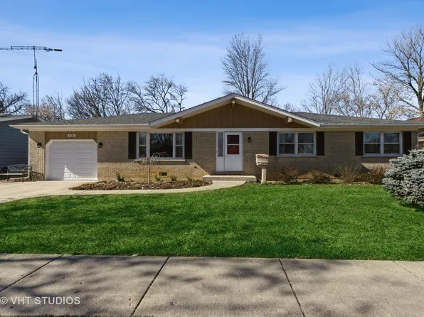 636 Garys Dr, Antioch, IL 60002