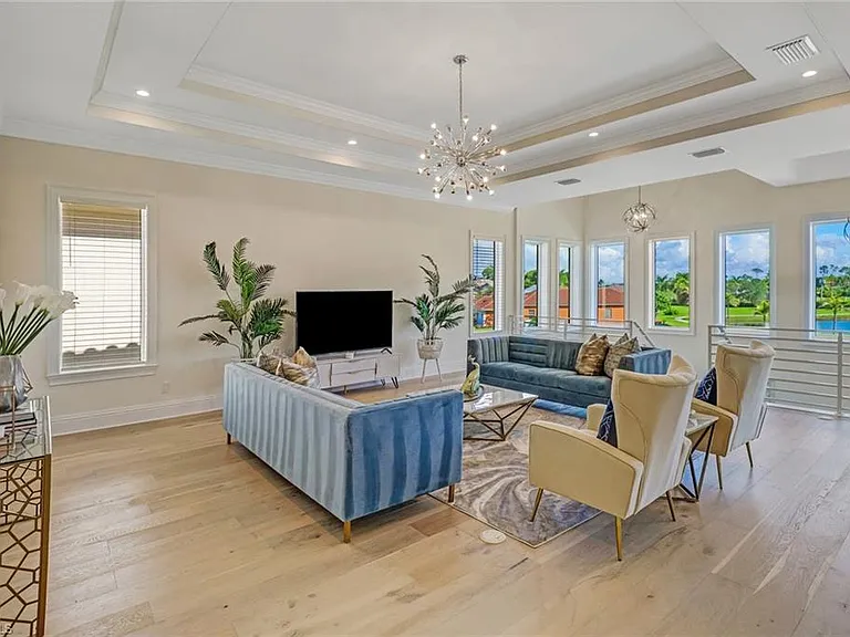 2875 Coco Lakes Dr — Photo 15
