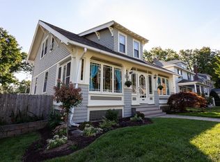 27 Hadwen Rd, Worcester, MA 01602