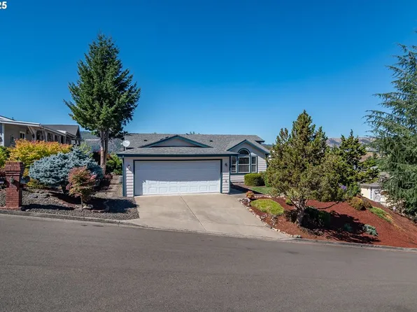 283 Highland Vista Ln, Roseburg, OR 97471