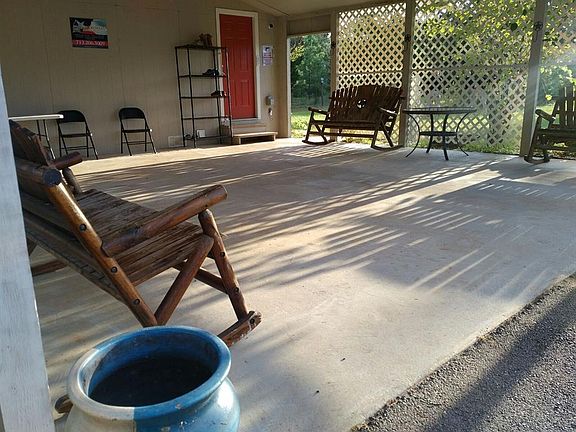 5th image of 501 County Road 1096