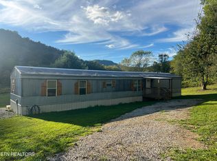 5060 Buffalo Rd, Oneida, TN 37841