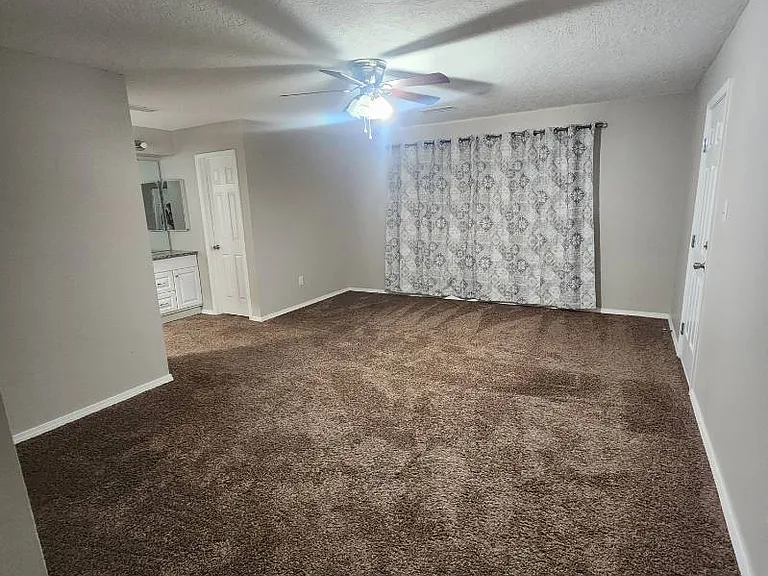 3001 Matador Dr NE — Photo 9