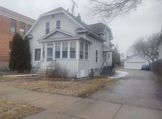 446 W 12th Ave, Oshkosh, WI 54902