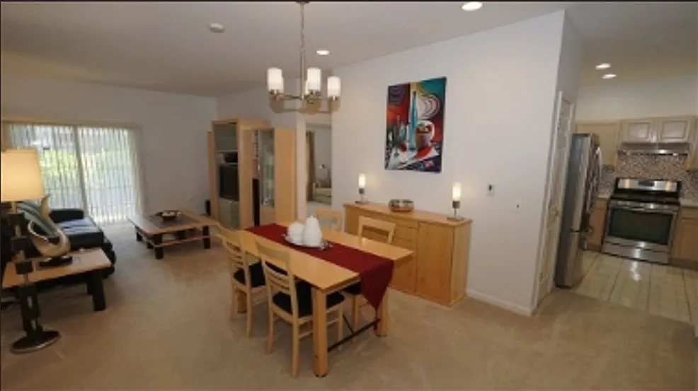 2 bed, 1067 sqft, $2,000 — Photo 3