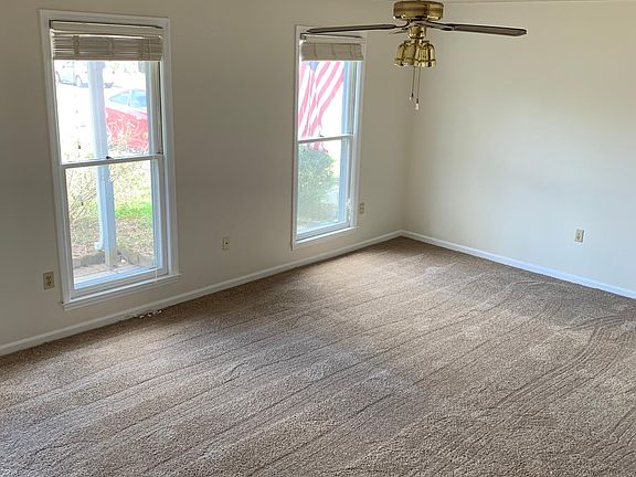 2nd image of 4401 Melanie Ct