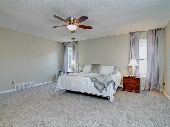 4th image of 1678 Sorghum Mill Dr