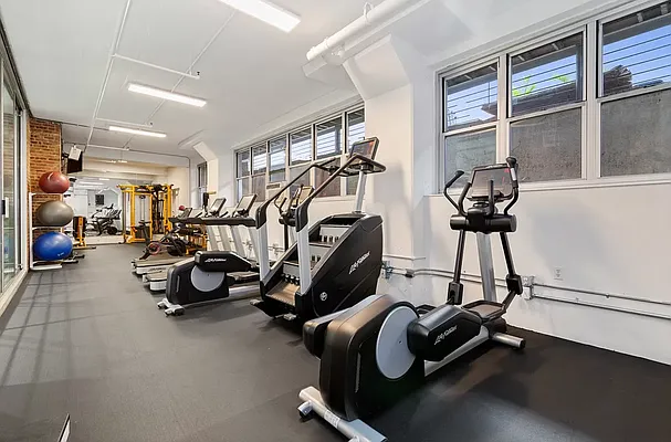 Rented by REAL New York | media 20