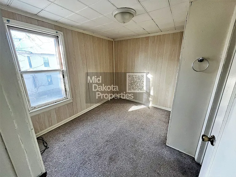 501 W 3rd Ave — Photo 7