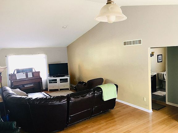4th image of 7253 Westminster Cir