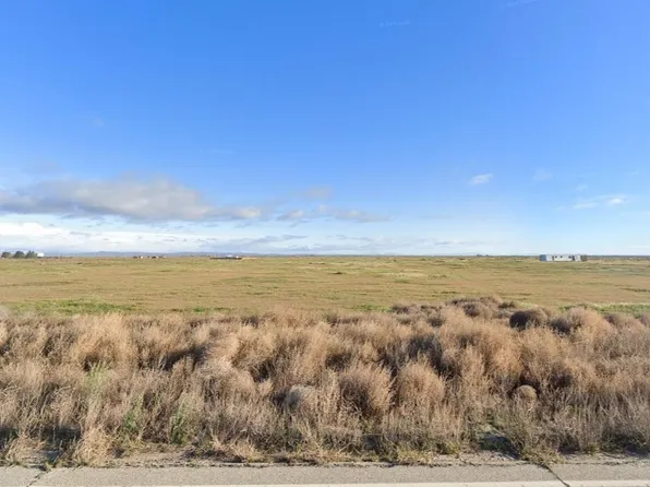 102nd St E, Lancaster, CA 93535