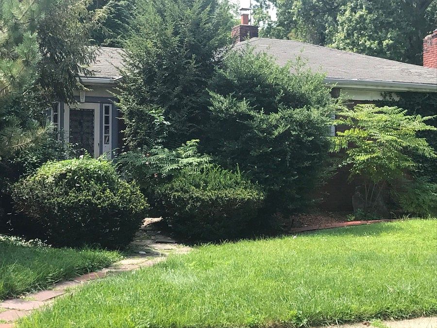 2nd image of 92 Norden St