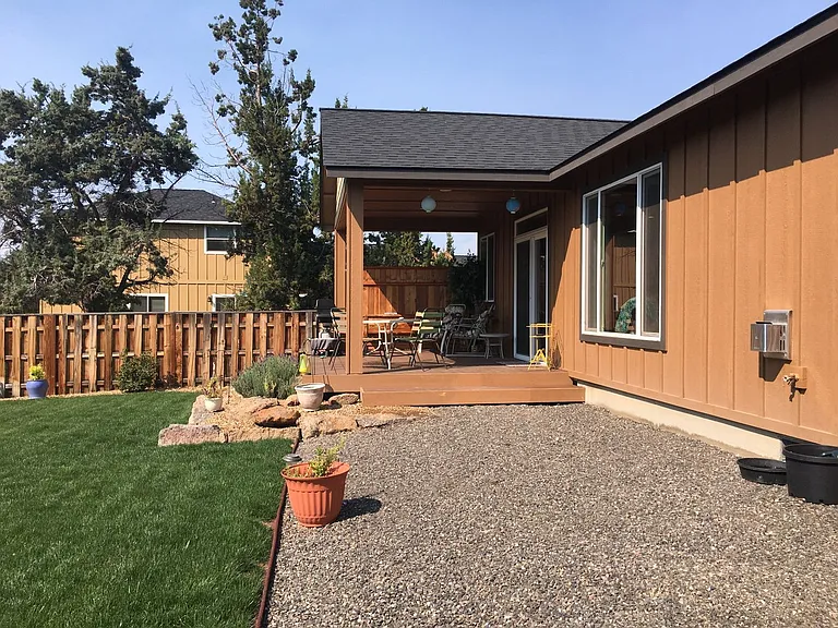 1676 NW Upas Ave — Photo 9