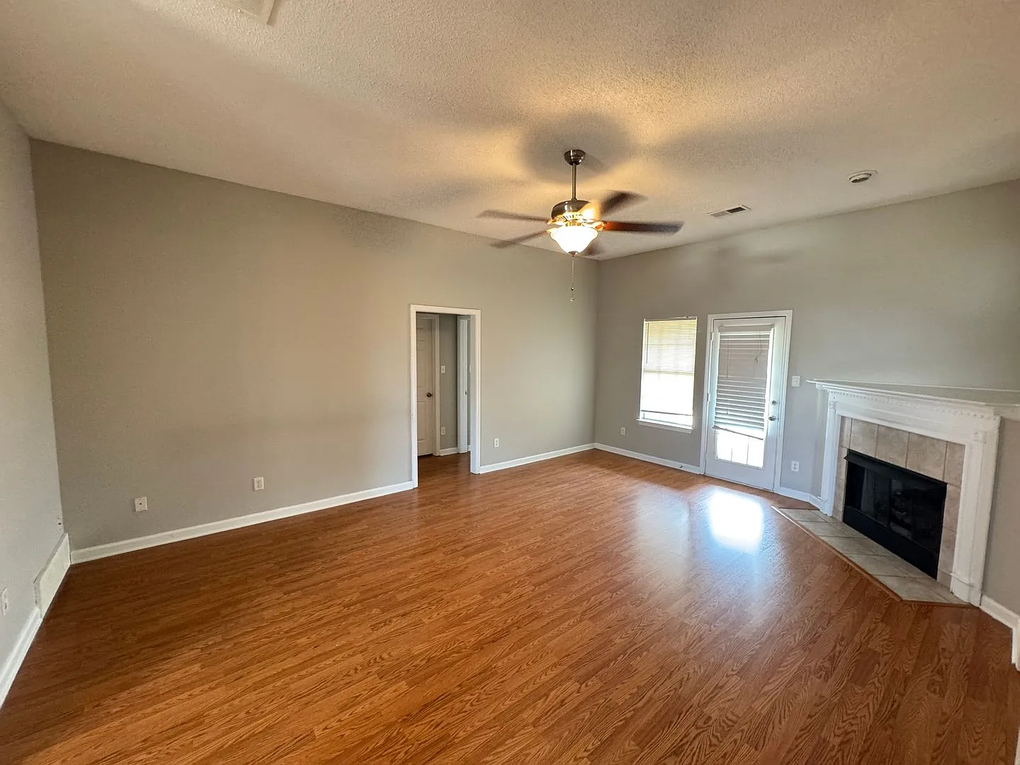 Charming 3-Bedroom Home in Cordova-Comfort & Convenience! — Photo 4