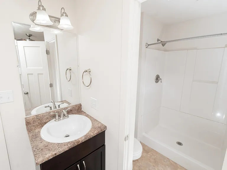 Main Bedroom with Ensuite Bathroom